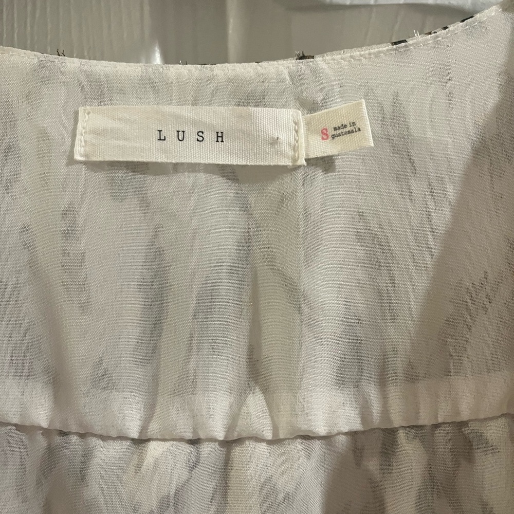 Lush draped crossover blouse - Picture 3 of 3